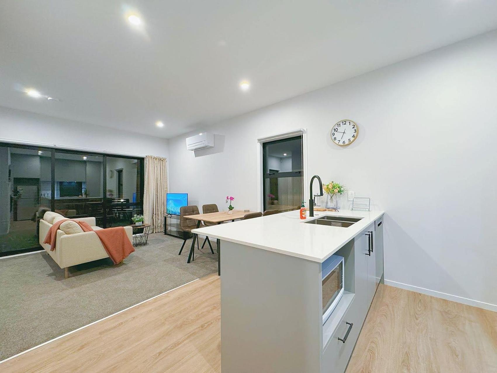 Modern & Stylish 3 Bedroom At Lowerhutt Lower Hutt Extérieur photo